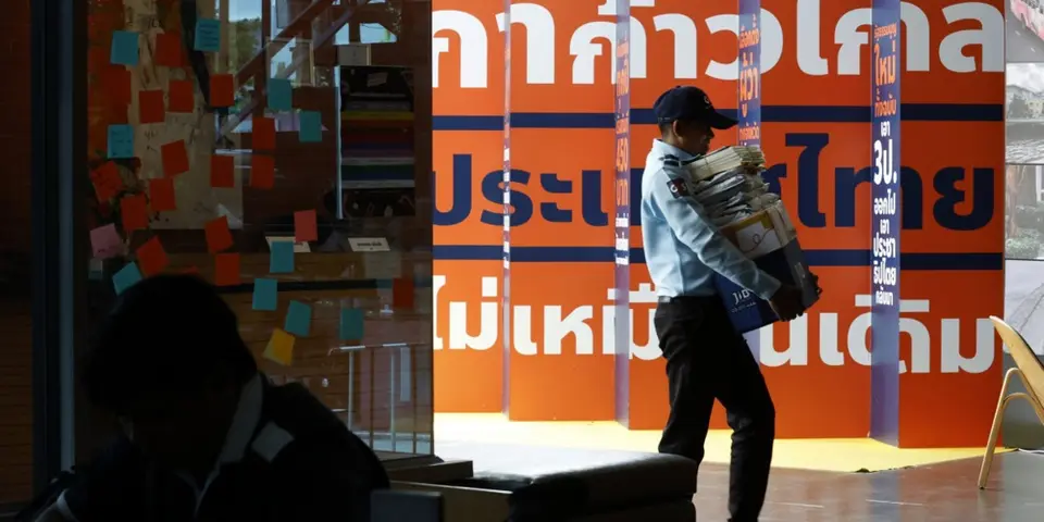 Southeast Asian MPs urge international community to monitor potential dissolution of largest party in Thai parliament 